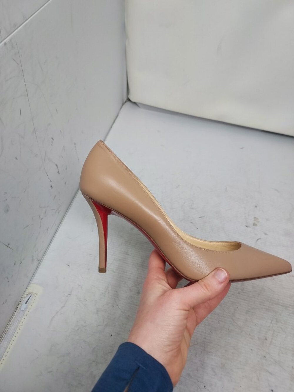 Christian Louboutin Apostrophy Nude Leather Pumps - Picture 3 of 11